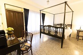 SSIP Boutique Dhevej Bangkok