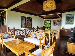 Villa Borobudur Resort