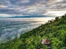 Villa Borobudur Resort