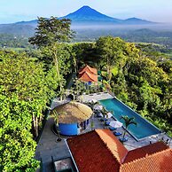 Villa Borobudur Resort