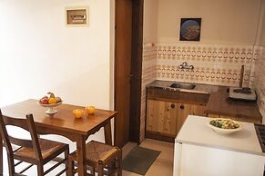 Magani Apartments & Maisonettes