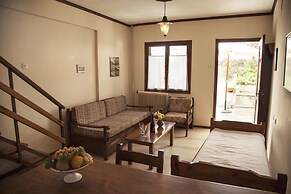 Magani Apartments & Maisonettes