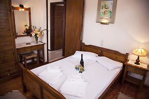 Magani Apartments & Maisonettes