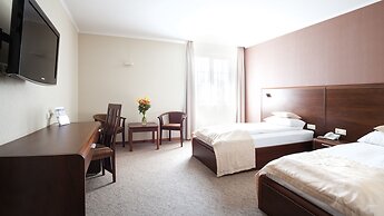 Artis Hotel & Spa