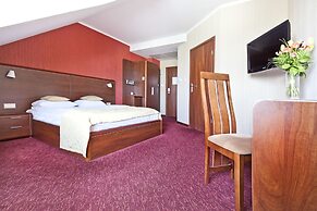 Artis Hotel & Spa