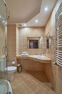 Artis Hotel & Spa