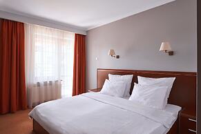 Artis Hotel & Spa