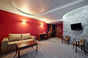 Artis Hotel & Spa