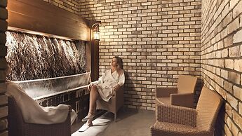 Artis Hotel & Spa