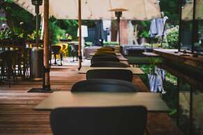 Utopia Hotel