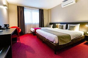Utopia Hotel
