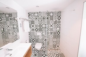 Utopia Hotel