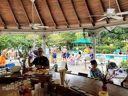 Plantation Beach Villas