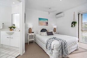 Byron Lakeside Holiday Apartments