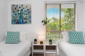 Byron Lakeside Holiday Apartments