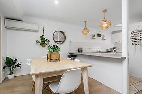 Byron Lakeside Holiday Apartments