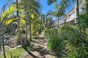 Byron Lakeside Holiday Apartments