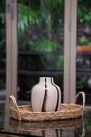 Byron Lakeside Holiday Apartments