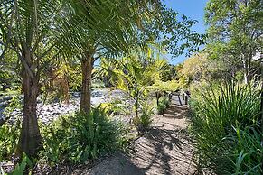 Byron Lakeside Holiday Apartments