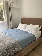 Byron Lakeside Holiday Apartments