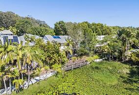 Byron Lakeside Holiday Apartments