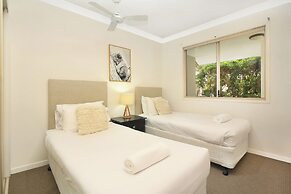 Byron Lakeside Holiday Apartments