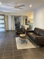 Byron Lakeside Holiday Apartments