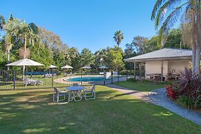 Byron Lakeside Holiday Apartments