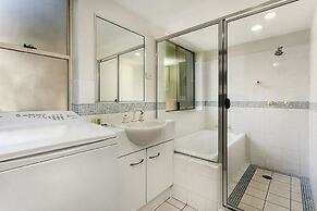 Byron Lakeside Holiday Apartments