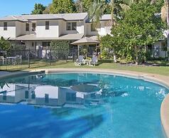 Byron Lakeside Holiday Apartments