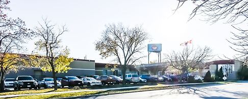 Canad Inns Destination Centre Windsor Park