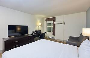 Canad Inns Destination Centre Windsor Park