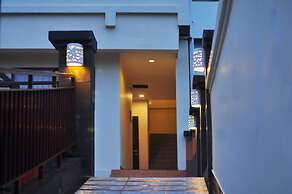 The Hill Ungasan House