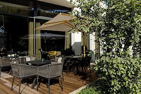 Motel One Köln-Altstadt