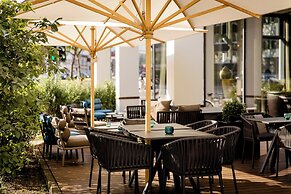 Motel One Köln-Altstadt