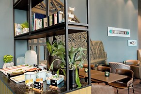 Motel One Köln-Altstadt