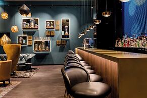 Motel One Köln-Altstadt