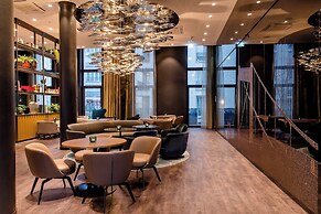 Motel One Köln-Altstadt