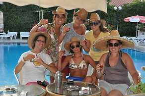 Sun and Sea Apartments