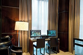 Ambassador Hotel Wichita, Autograph Collection