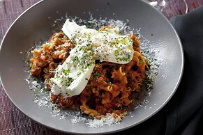 Ambassador Hotel Wichita, Autograph Collection