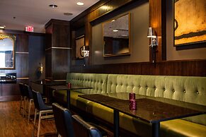 Ambassador Hotel Wichita, Autograph Collection