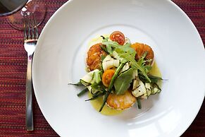 Ambassador Hotel Wichita, Autograph Collection