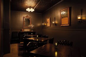 Ambassador Hotel Wichita, Autograph Collection