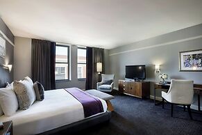 Ambassador Hotel Wichita, Autograph Collection