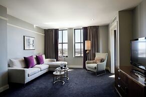 Ambassador Hotel Wichita, Autograph Collection