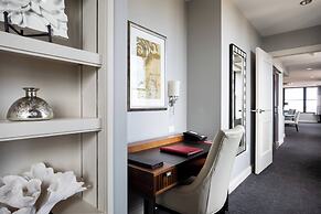 Ambassador Hotel Wichita, Autograph Collection