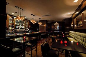 Ambassador Hotel Wichita, Autograph Collection