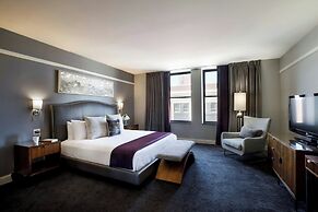 Ambassador Hotel Wichita, Autograph Collection