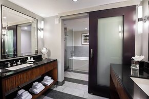 Ambassador Hotel Wichita, Autograph Collection